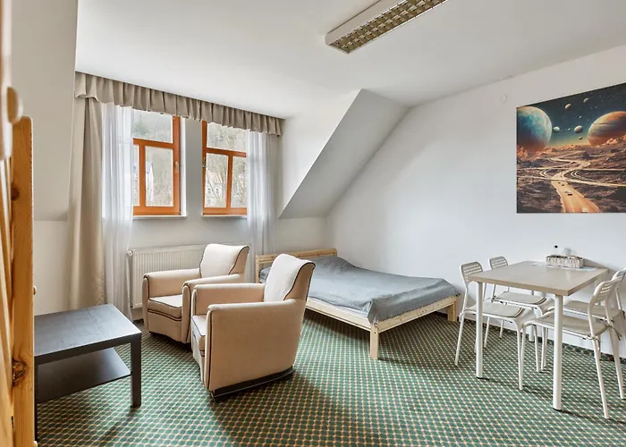 Excellent In Center 5 Min Walk From The Colonnade Appartamento