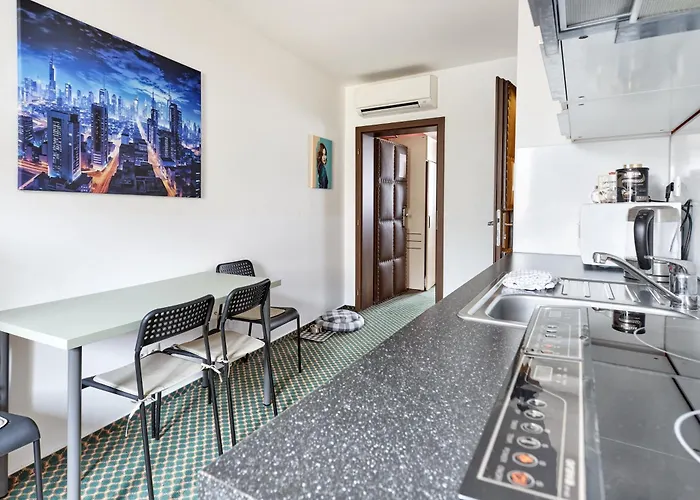 Appartamento Excellent In Center 5 Min Walk From The Colonnade *