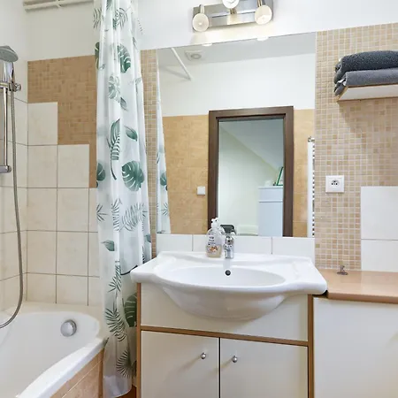 Excellent In Center 5 Min Walk From The Colonnade * 카를로비바리