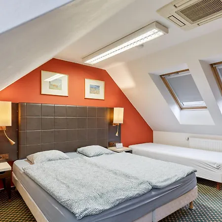 公寓 Excellent In Center 5 Min Walk From The Colonnade *