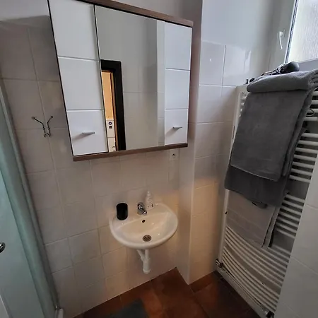 아파트 Excellent In Center 5 Min Walk From The Colonnade 카를로비바리