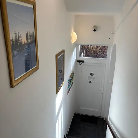 Excellent In Center 5 Min Walk From The Colonnade Appartement *